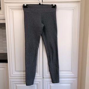Ivivva by Lululemon girls reversible leggings 🍋